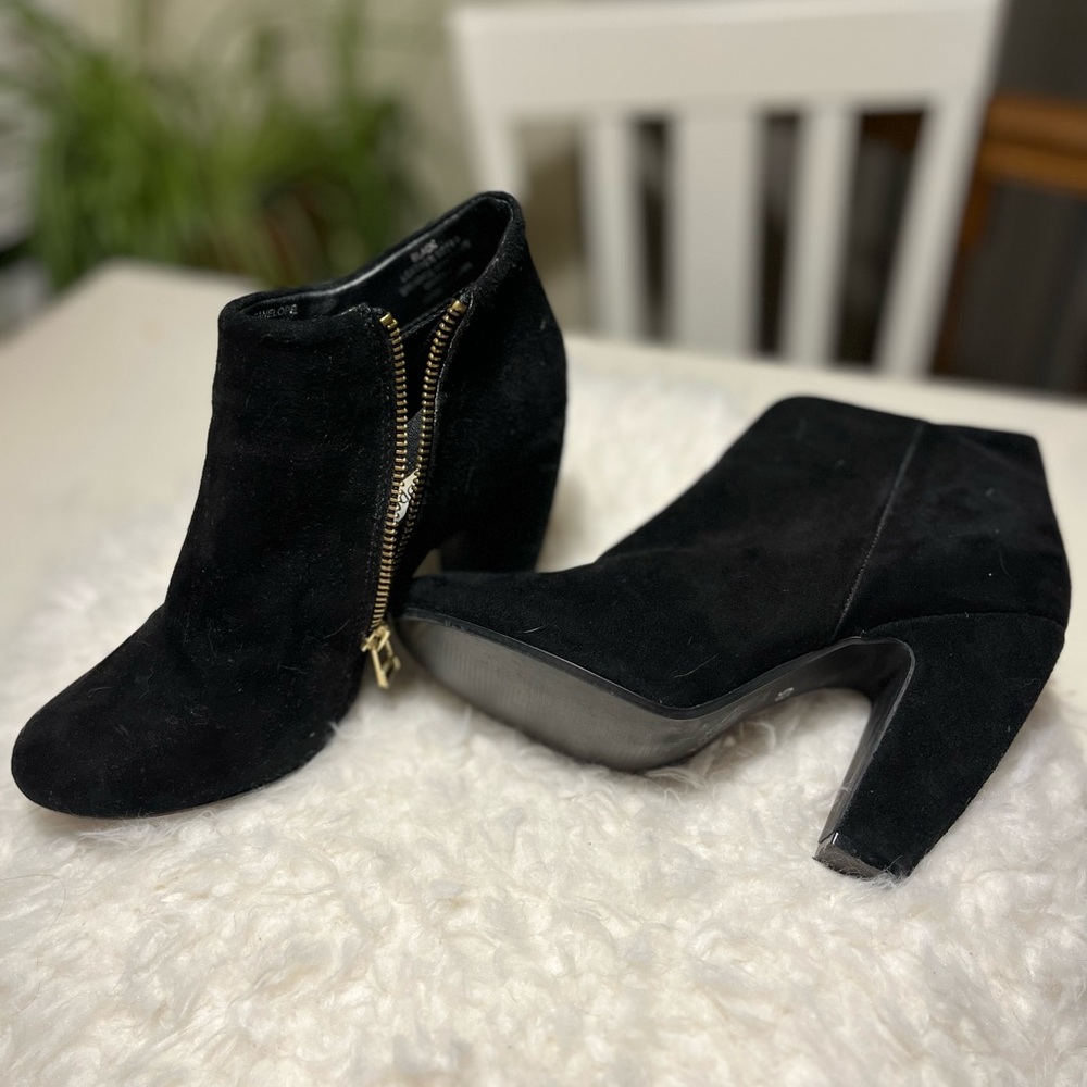 Steve Madden 3in heel black boots. Size 6.5